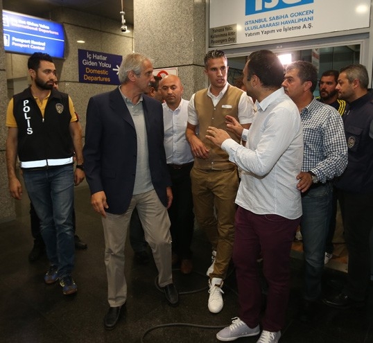 Robin van Persie İstanbul’da galerisi resim 10