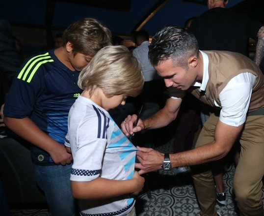 Robin van Persie İstanbul’da galerisi resim 32
