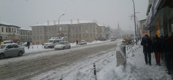 Yurt'ta Kar Manzaraları