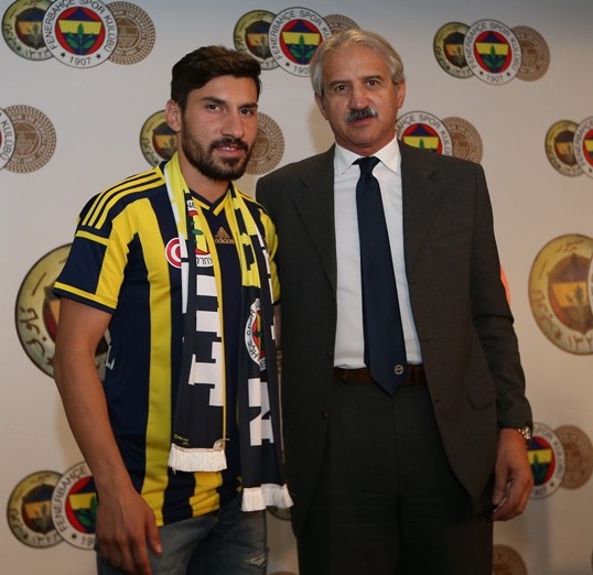 Şener Özbayraklı: "Uzun zamandır kendimi Fenerbahçe için hazırlıyor galerisi resim 3