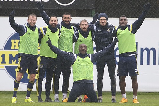 Fenerbahçe'de Hazırlıklar Sürüyor