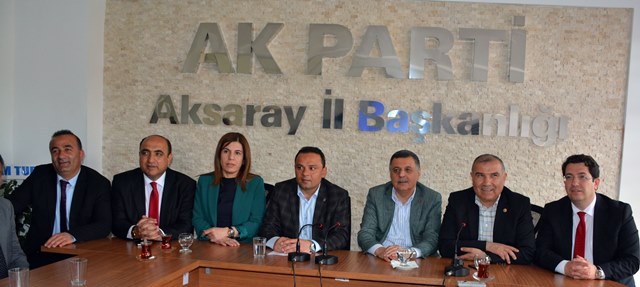 Pakdil, Milletin Hizmetkârıyız