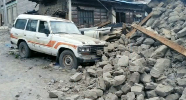 Nepal’de Büyük deprem! Çok sayıda ölü var