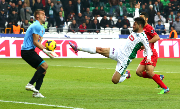 Konyaspor  Fenerbahçe'nin üstünde!