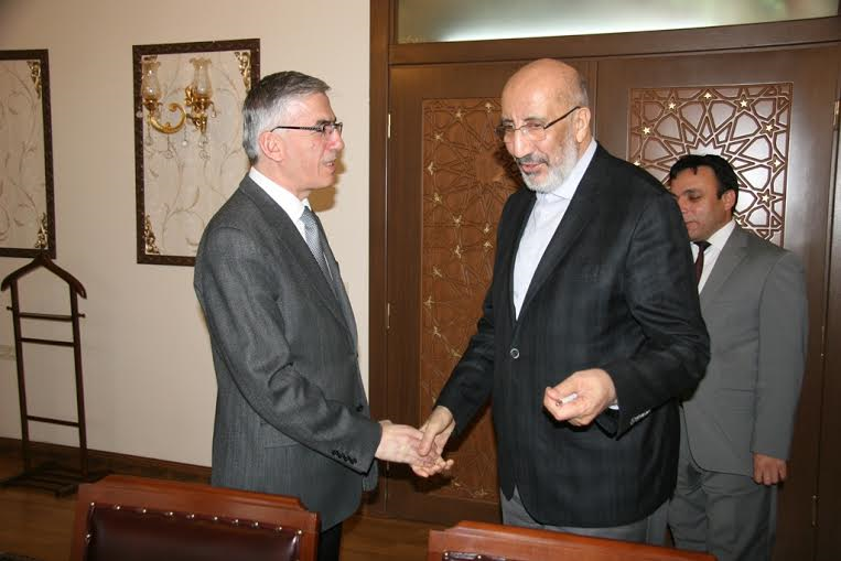 Abdurrahman Dilipak ve İlim Yayma Cemiyeti Vali Şeref Ataklı’yı ziyaret etti