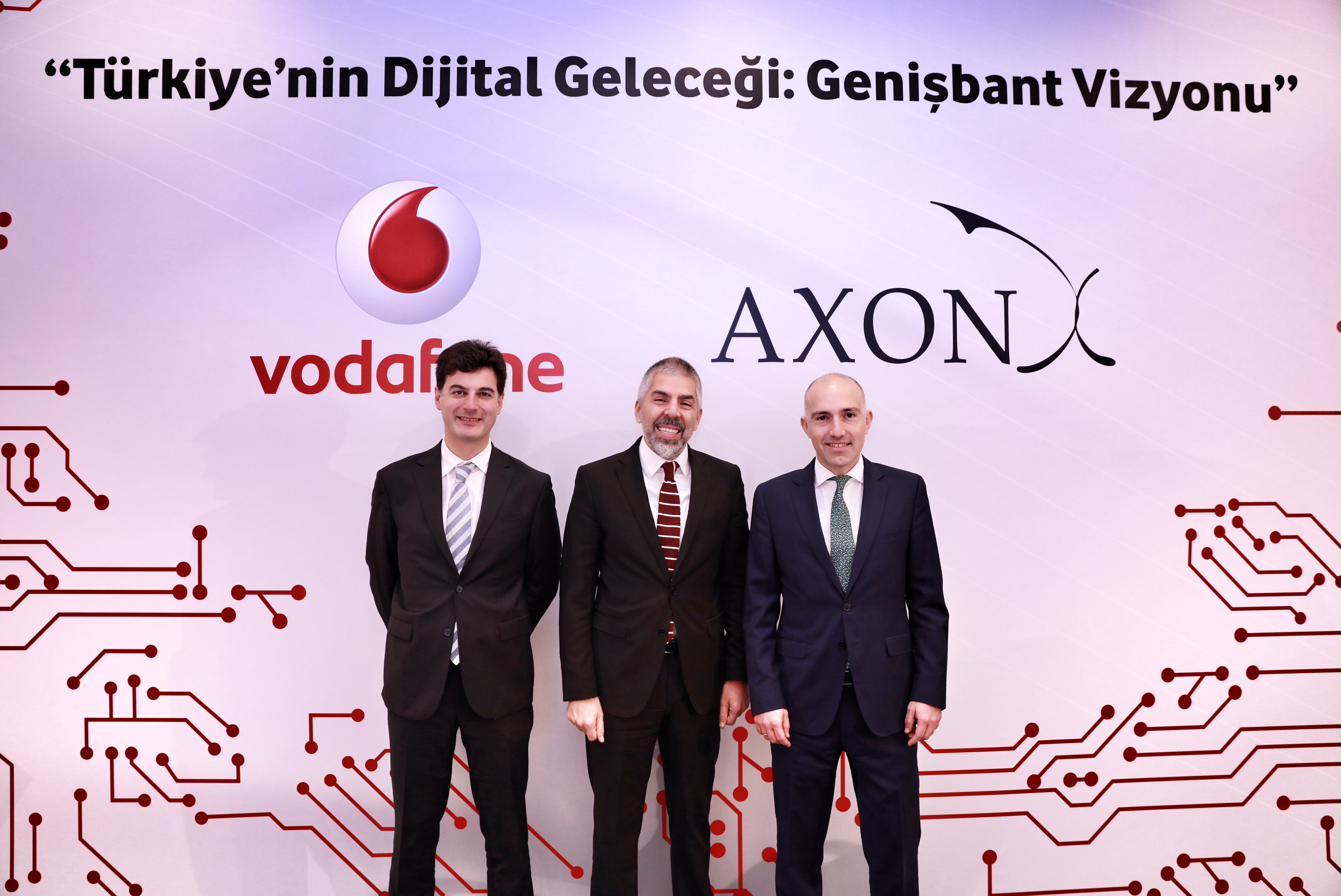 Vodafone Türkiye’den Ulusal Genişbant İçin Kesintisiz Yatırım Mesajı!