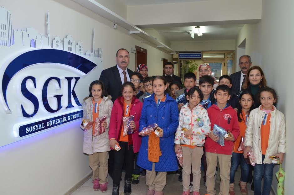 M.Timur Sarraf İlköğretim Okulu Öğrencilerinden Aksaray SGK’ya Ziyaret