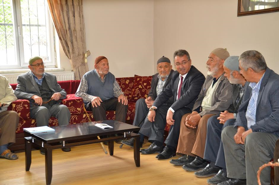 Başkan Hançerli ‘den Emekliler Konağı'na Ziyaret!