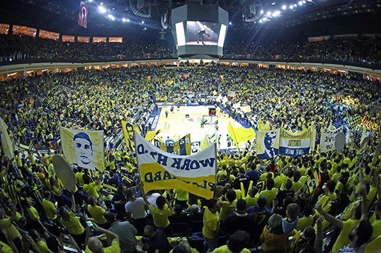 Fenerbahçe'de Kombine Satışlarında Tarihi Rekor!
