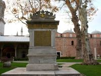 Sarrafoğlu, Ruslar geçmişte yaptıklarını ne çabuk unuttular