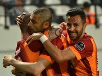 Galatasaray Yarışı bırakmadı?