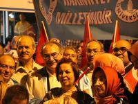 Üsküdar Üniversitesi “demokrasi” yolunda yürümeye devam ediyor