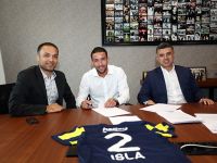 Mauricio Isla Fenerbahçe'de!